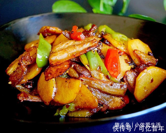 美味难当的几道家常菜,色泽诱人,肉质细嫩,招待客人很不错