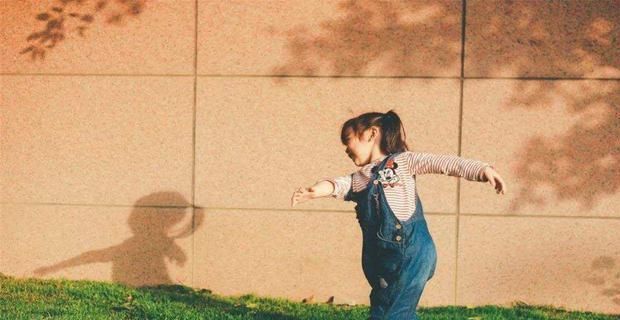 孩子|哈佛教授:孩子大脑发育黄金期一生只有3次,家长务必要抓住