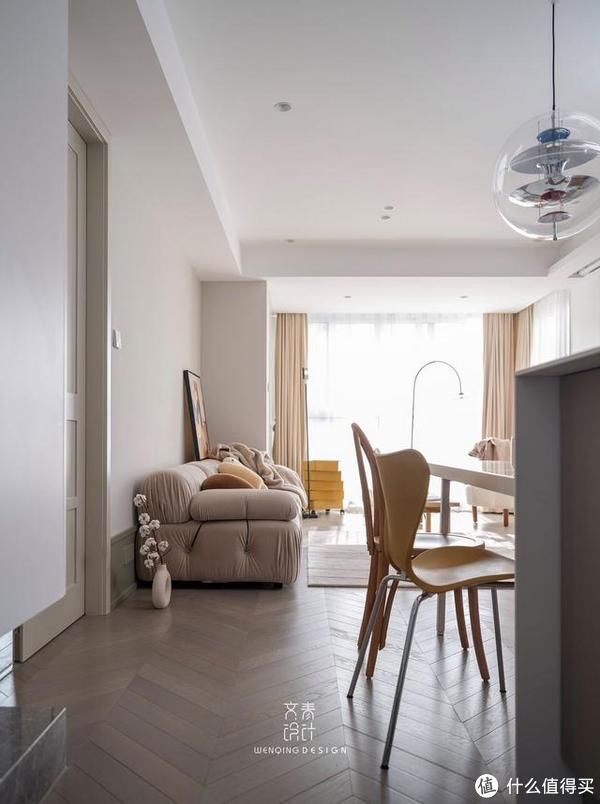 l型|90后妹子的家火了，一人住98㎡精致又高级，网友：还缺男朋友吗？