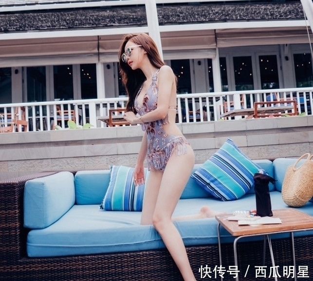 时尚|气场十足的比基尼泳衣美女,怎么搭都好看