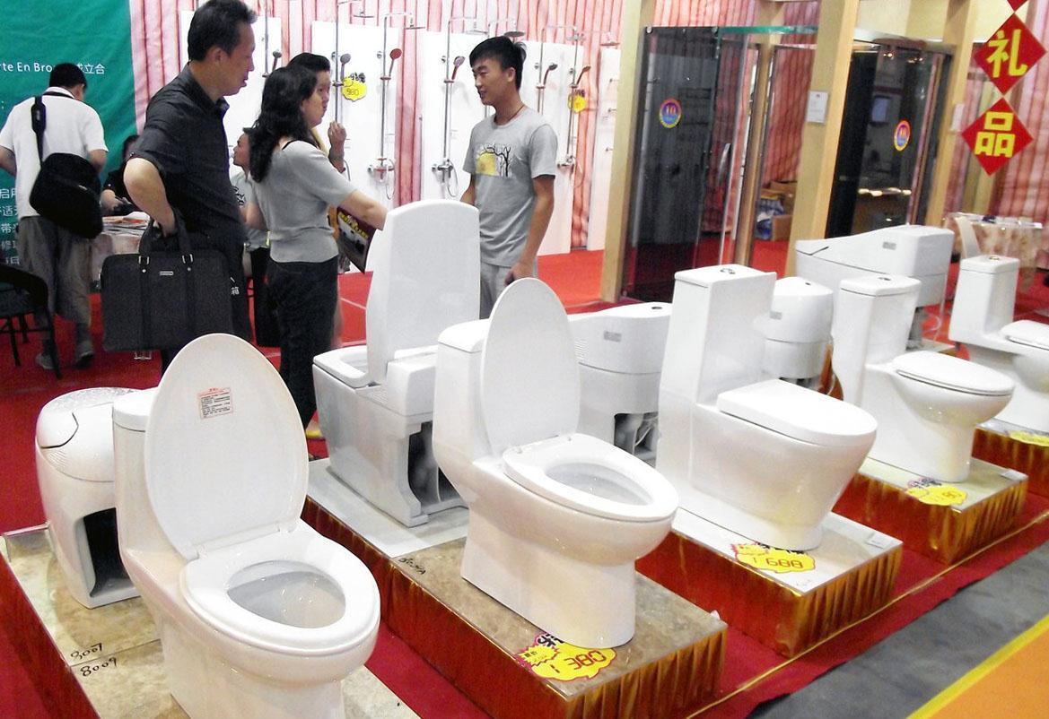 堵塞|马桶销售:马桶,别买太贵的,选对这几个方面,买500元的就够用