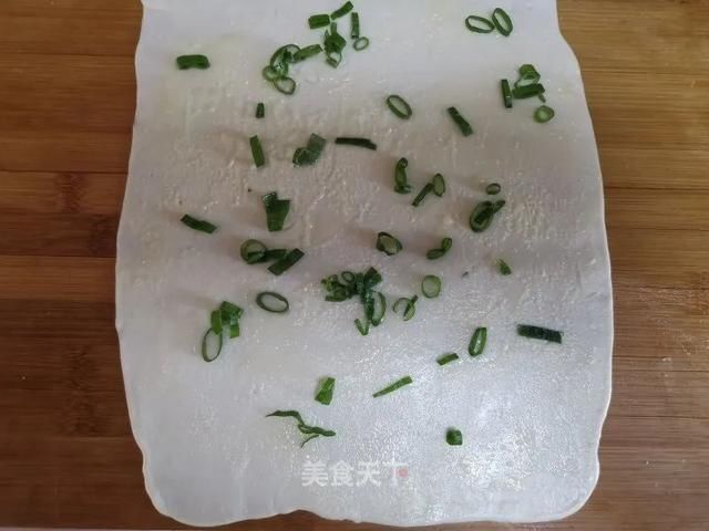 葱香小饼：不用就菜都能吃两张
