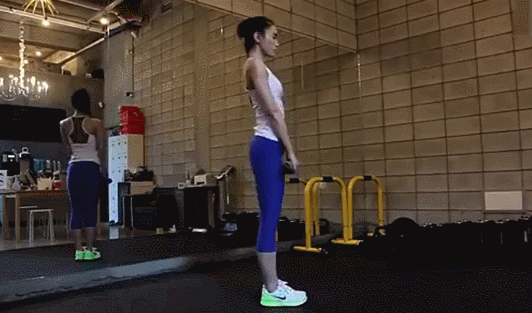 Biel|太美了!老板娘 Jessica Biel,纤细手臂+壮硕肌肉,充满力量美