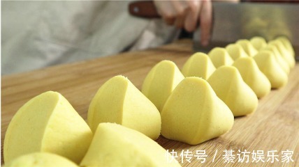 玉米面|用玉米面做的早餐，咬一口暄软蓬松，做一次3天不起早特别香