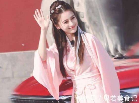 《跑男》迎來最心酸嘉賓,鏡頭沒導演多,作為影帝全程賠笑好心酸