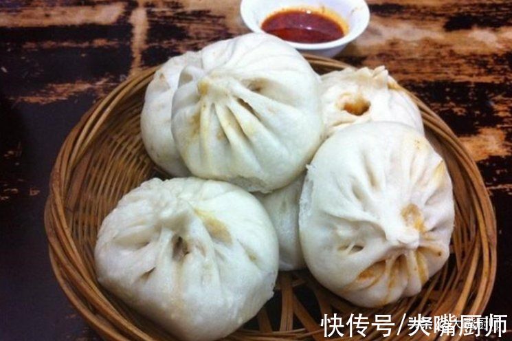 多汁|包包子饺子，调肉馅要3用2不用，出锅鲜嫩多汁不柴不腥，越吃越香