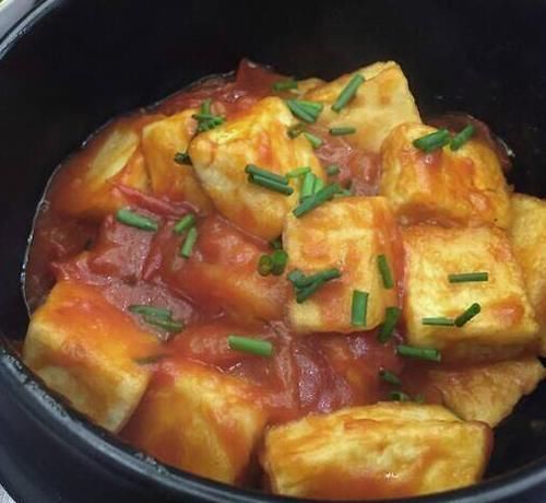 西红柿别只会炒鸡蛋,这么做一周三次吃不腻,简单好做营养足