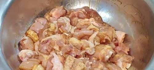 最近我家迷上了吃它，一腌一炒，焦香美味下饭，越吃越想吃，解馋