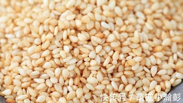 芝麻香油不用出去买了,10块钱在家做2瓶,香味浓郁无添加