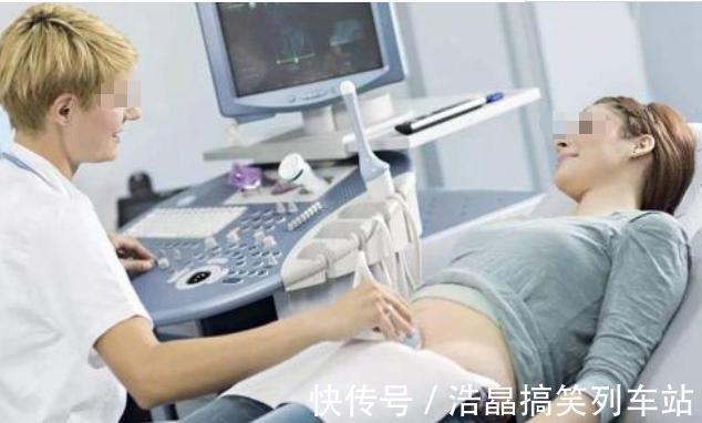 双胞胎|双胞胎被查出“畸形”,准妈妈不顾劝阻坚持生下,是自私还是母爱