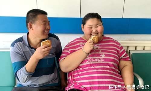 过度肥胖|330斤胖女孩遭同学嘲笑，不惜休学减肥，最后惊艳所有人