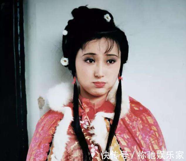 进府!黛玉第一次进府,王熙凤为何姗姗来迟,真的是“无礼”吗