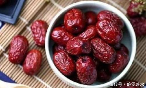 红枣和此物泡,半个月下来,湿气没了,大肚子平了,脸色更红润