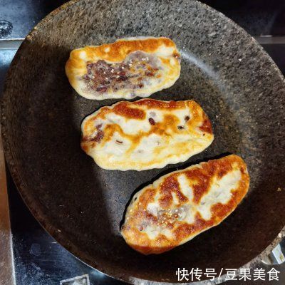 正宗地道的消耗豆沙馅之平底锅酥饼做法,速来围观