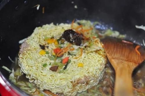  最完美的一人食！总有一碗炒面合你心意～