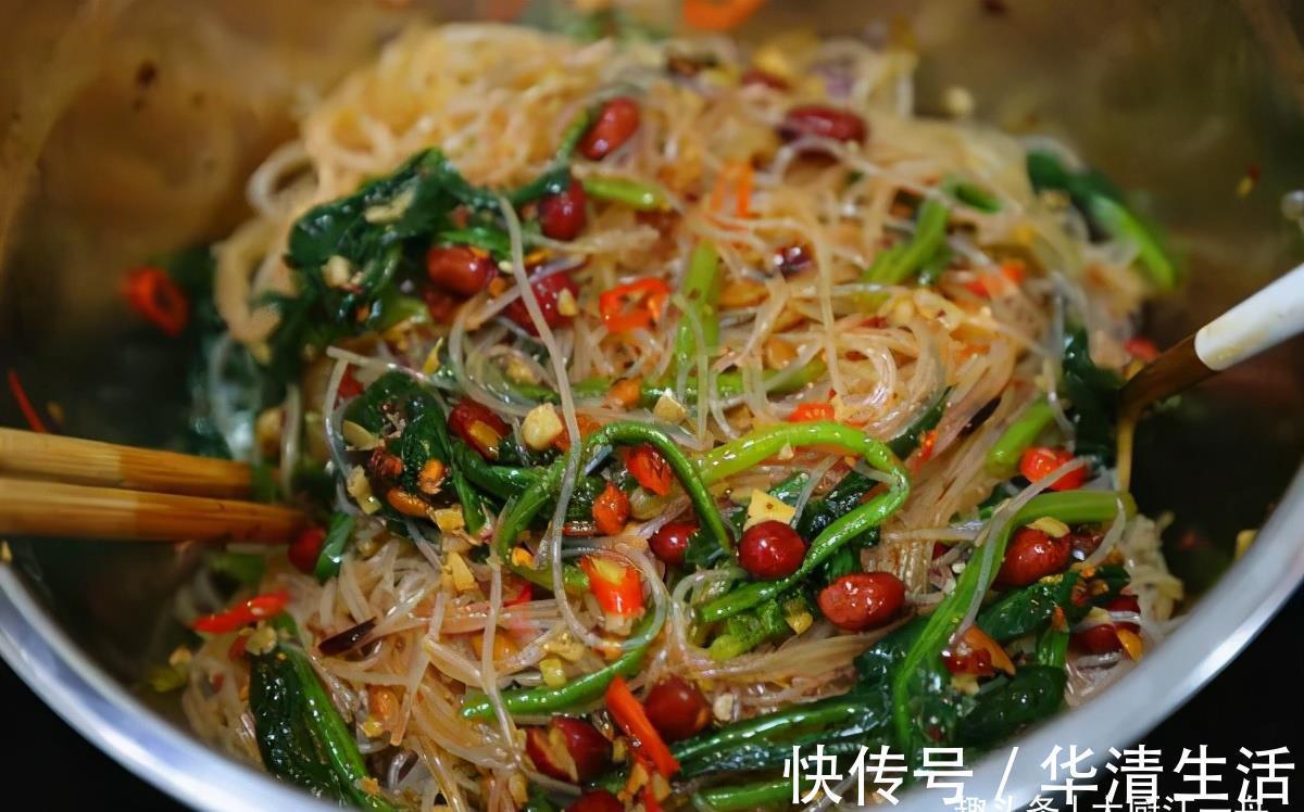 诀窍|怪不得饭店的凉拌菠菜那么好吃?原来做法有诀窍,3分钟就学会