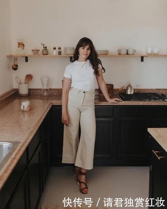 直筒牛仔裤|什么样的牛仔裤,能让腿粗的女生都爱不释手