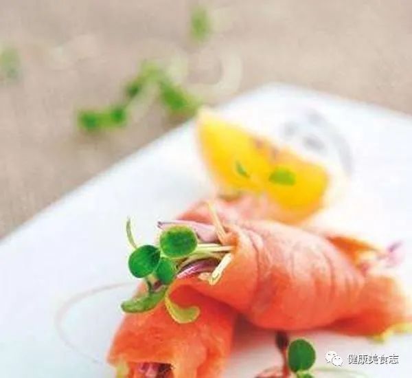 三文鱼片|女人体重一旦过百,4道菜要多吃,刮油又减脂,赶跑大肚腩!