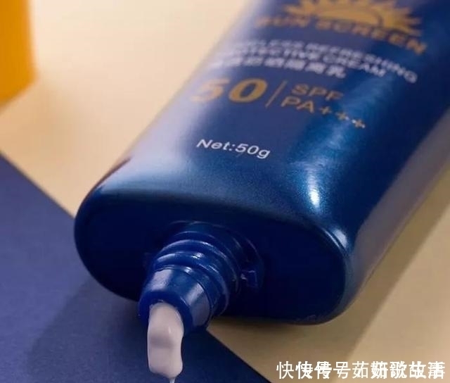 化妆师提醒防晒霜别直接涂脸上,否则皮肤越来越黑还粗糙