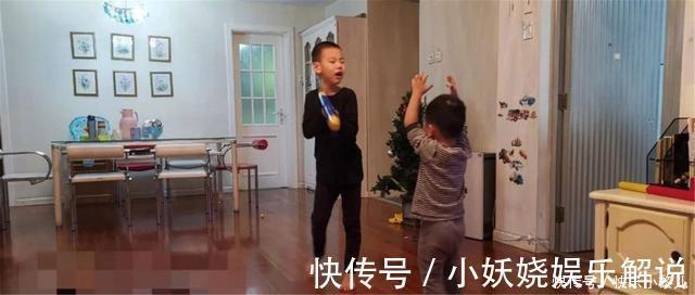 独生子女|哥哥开学后，弟弟“丧失斗志”，网友笑翻没人抢，玩具都不香了