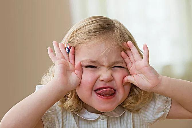 智力发育良好|看宝宝的三种行为，就知道孩子是否“机灵”，做父母的要心中有数