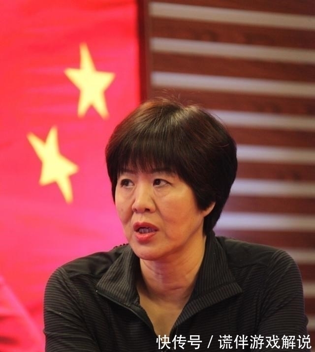 竞技体育|央视新频道播放郎平画面,女排主帅至今仍未定下,排协骑虎难下