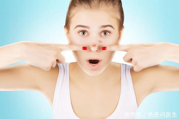 鼻子|挤压抓挠后,鼻子两侧总能出现白色条状物,它是粉刺和黑头?