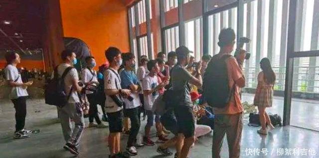 圈外人|关于漫展的灵魂提问,圈外人可以了解一下,不然去漫展可能会“尬”住!