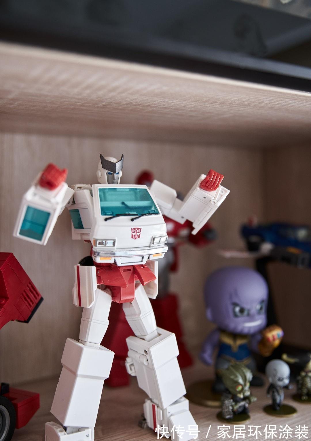 典雅|进退有度的家居空间，既有城市的时尚典雅，也有放松心灵的欢愉