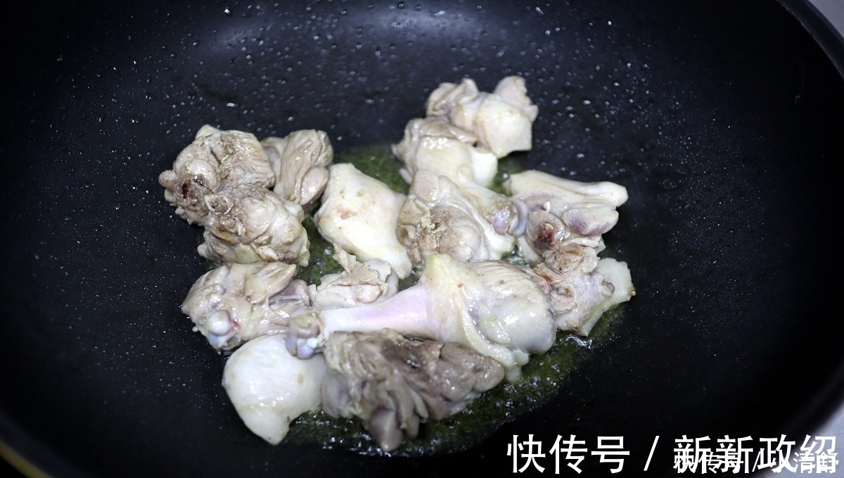秋天多吃此肉,止咳不上火,常吃人还显年轻,1斤猪肉价能买5斤