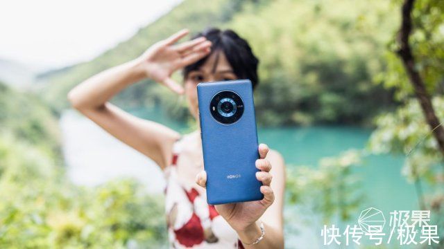 荣耀m繁华自然自由反转，忙里偷闲度个假，畅享精致感生活