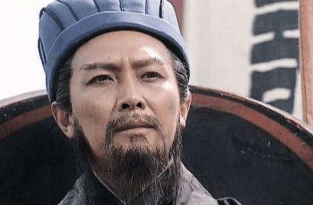 刘伯温$刘伯温过诸葛亮祠堂,写14字羞辱他,诸葛亮1千年前12字回敬!