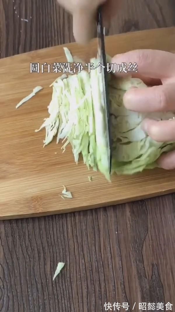 白菜萝卜靠边站，它才是“菜王”，6毛钱1斤，常吃清血管防血栓