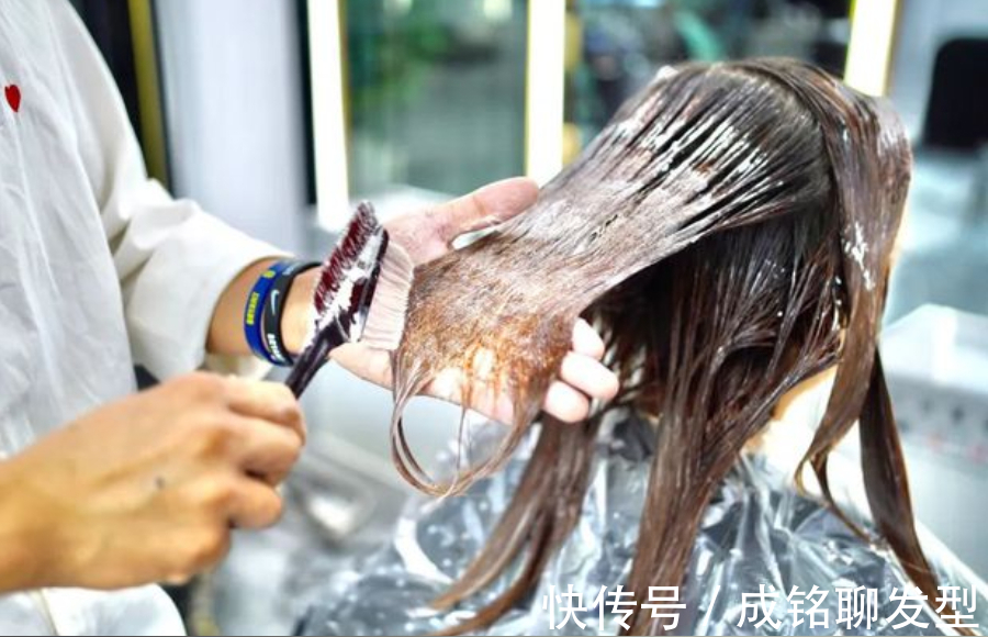 颜色 先烫再染影响弹性,先染再烫影响颜色,这三种烫染同步方法不翻车