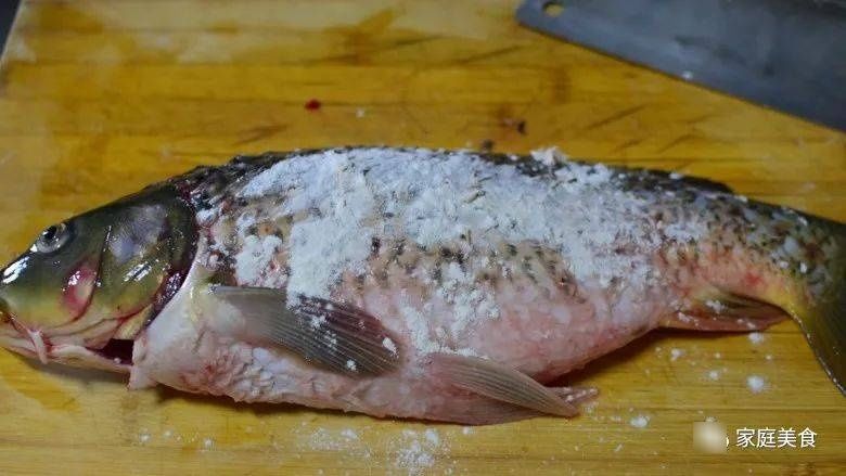 9道炖鱼的做法，冬日来一锅，吃完全身暖暖的！