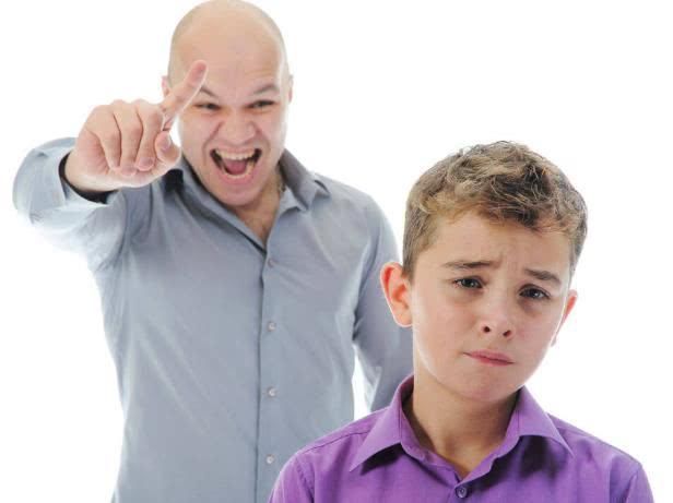 父母|父母若经常做这4件事,将来也不好埋怨子女不孝顺,早知道早纠正