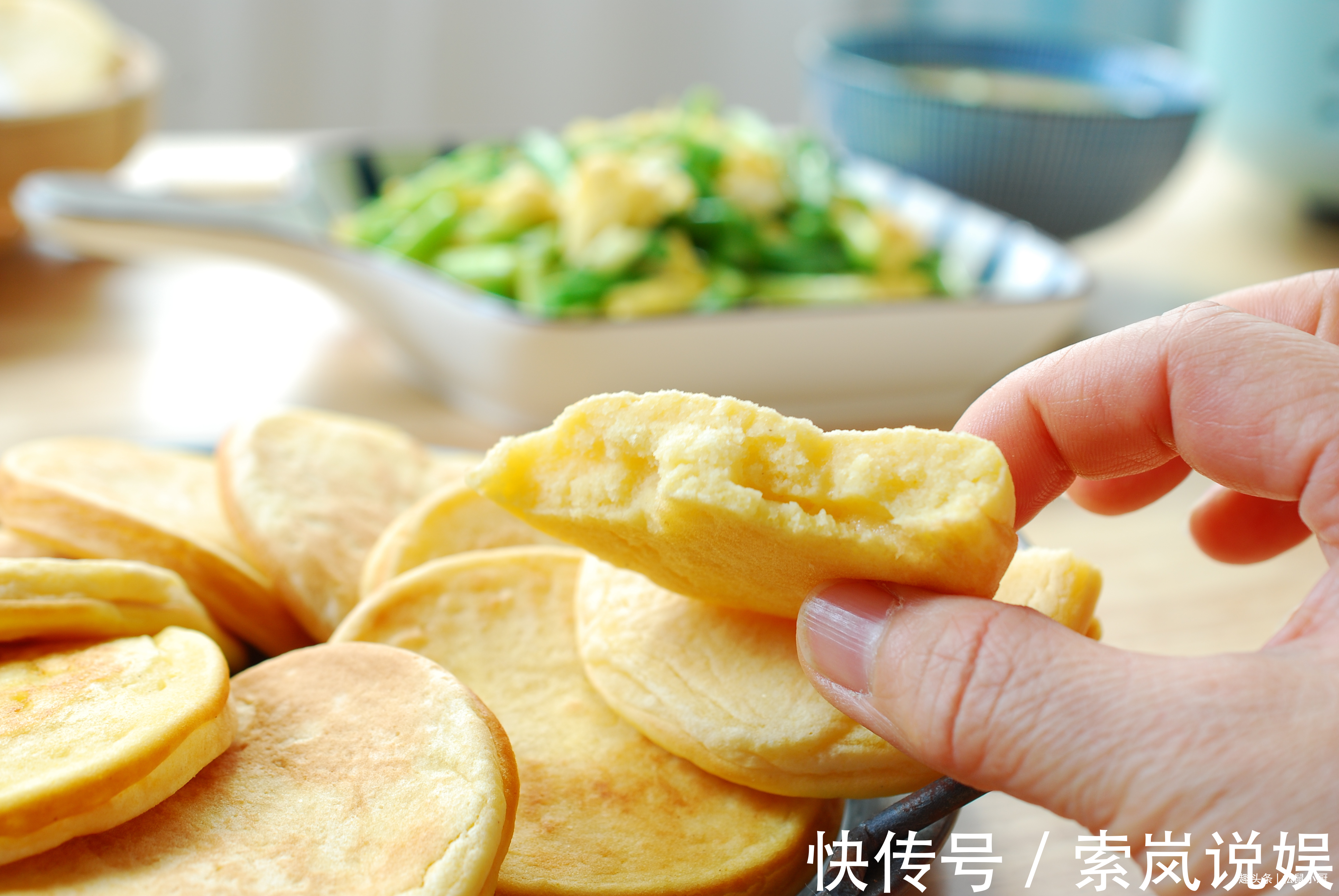 步骤|天冷了,用1个鸡蛋2碗面粉做个早餐,孩子特爱吃,脾胃都好了