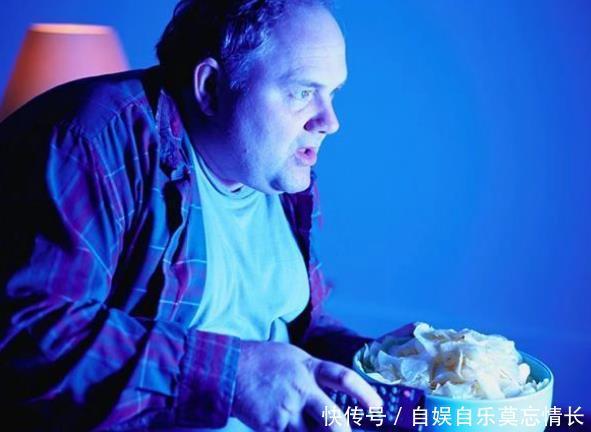 牢记|不论男女,45岁是“养命期”,牢记3个习惯,长寿更“青睐”你