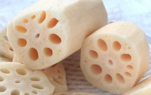 买莲藕,糯藕脆藕如何区分?教你一招,轻松辨别,千万别再买错了