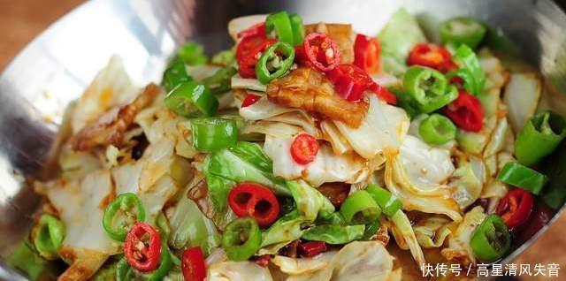 猪油|炒包菜时,牢记3个小诀窍,包菜脆嫩爽口,比饭店的还要好吃