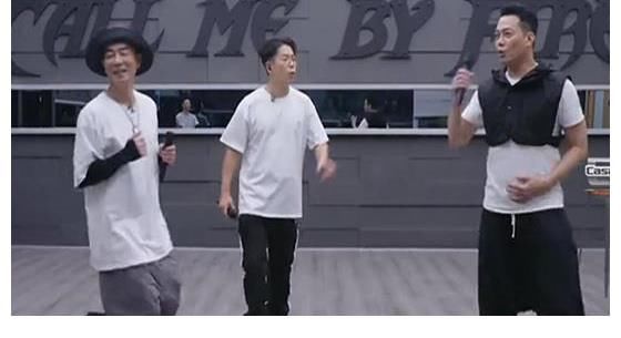 前輩|《披荊斬棘的哥哥》周延在前輩面前裝大哥，陳小春霸氣回應護短