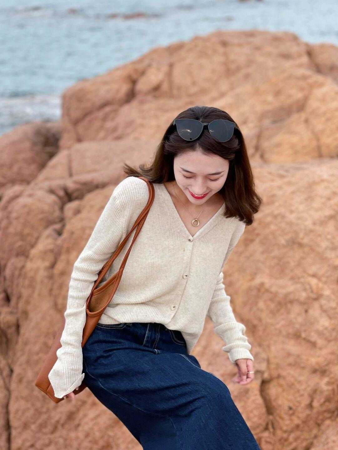 连衣裙|气质女人从不乱穿衣，波点连衣裙搭配西装知性干练，优雅温柔