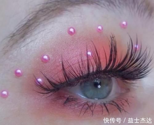 维生素c|青春期女生如何让眼睛“变大变美”坚持3妙招,班花不教教我