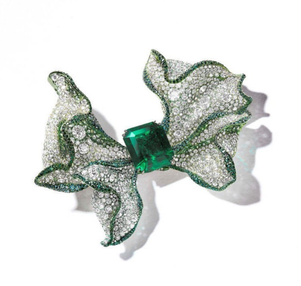 6000多年前就作为献给神的礼物,如今更是明星追捧的宝石-祖母绿