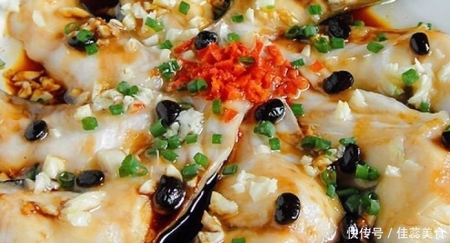 蒸鱼不鲜不嫩有腥味,关键少了“开头一步”,下次别再忽视了!