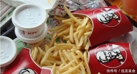 凸出去|原来薯条盒上有个“零件”,专门用来挤番茄酱!N年的薯条白吃了