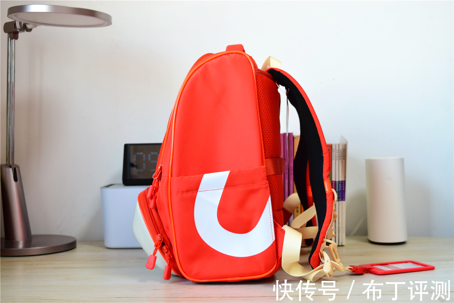 书包|悬浮减重设计,送给孩子更好的开学礼物,能抗菌还能减压护脊!