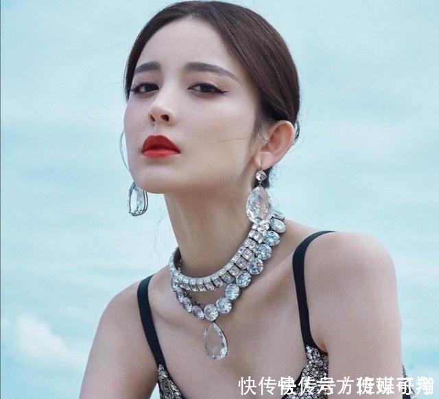 脸上有这3个特征的女生,别轻易留刘海,不然会拉低你原本颜值