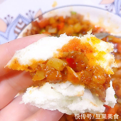 美食|陕西人饭桌上必不可少的美食～八宝辣子