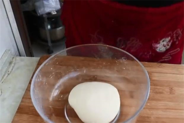 自制披萨,教你在家轻松做蜜豆披萨,做法简单,一看就会